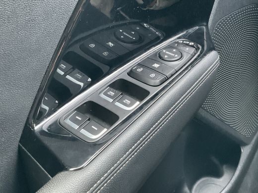 Kia Niro 1.6 GDi Hybrid DynamicLine Trekhaak Nav/Cam Adap.Cruise Carplay Betrouwbaar! ActivLease financial lease
