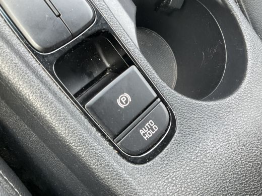 Kia Niro 1.6 GDi Hybrid DynamicLine Trekhaak Nav/Cam Adap.Cruise Carplay Betrouwbaar! ActivLease financial lease