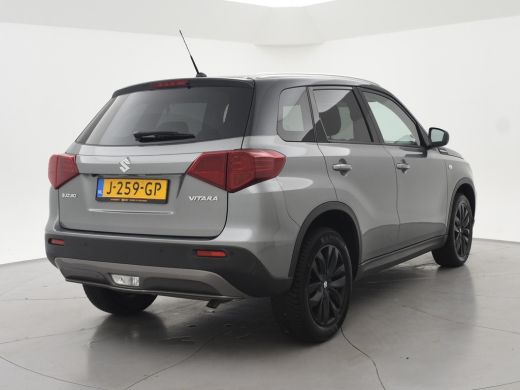 Suzuki Vitara 1.0 BOOSTERJET SELECT TWO-TONE + CAMERA | APPLE CARPLAY | DAB | STOELVERWARMING ActivLease financial lease