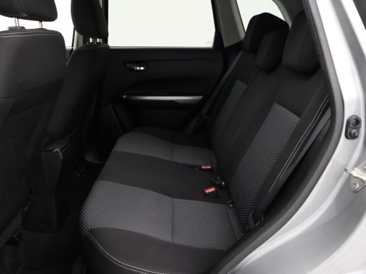 Suzuki Vitara 1.0 BOOSTERJET SELECT TWO-TONE + CAMERA | APPLE CARPLAY | DAB | STOELVERWARMING ActivLease financial lease