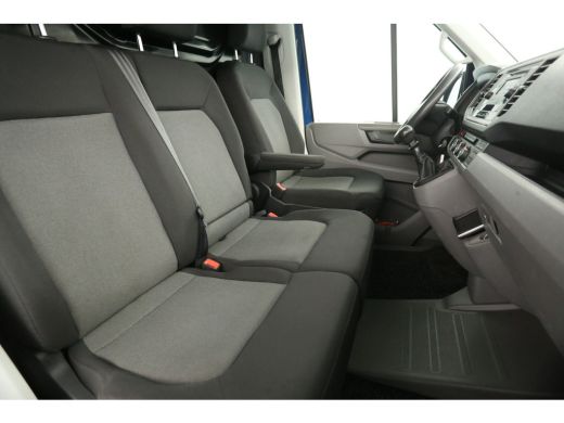Volkswagen Crafter 35 2.0 TDI L3H3 141PK 4Motion | 3000KG Trekgew. | Trekh. | 3-Zits | Airco | Cruise | Parkeersens... ActivLease financial lease