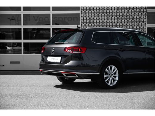 Volkswagen Passat Variant 1.4 TSI PHEV GTE Business | Achteruitrijcamera | Comfortstoel(en) | Cruise control adaptief ActivLease financial lease