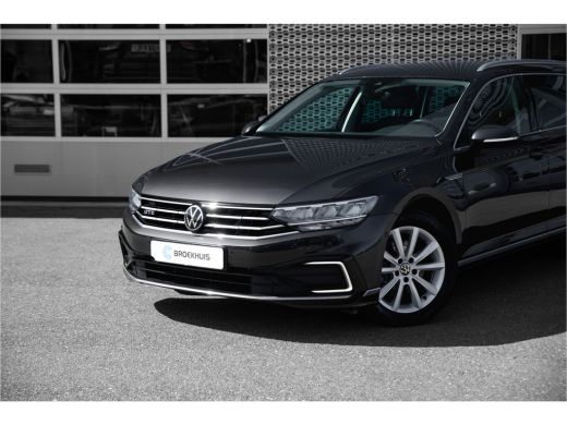 Volkswagen Passat Variant 1.4 TSI PHEV GTE Business | Achteruitrijcamera | Comfortstoel(en) | Cruise control adaptief ActivLease financial lease