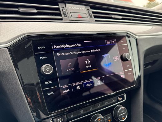 Volkswagen Passat Variant 1.4 TSI PHEV GTE | Pano | Trekhaak | A-Camera | ActivLease financial lease