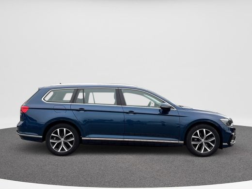 Volkswagen Passat Variant 1.4 TSI PHEV GTE | Pano | Trekhaak | A-Camera | ActivLease financial lease