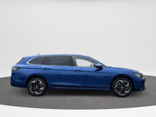 Volkswagen Passat Variant 1.5 eHybrid Elegance | Trekhaak | Leder | 18 inch | 150 pk | Automaat | ActivLease financial lease