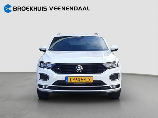 Volkswagen T-Roc 1.5 TSI Automaat R-Line | Virtual Cockpit | Climate Control | Navigatie ActivLease financial lease