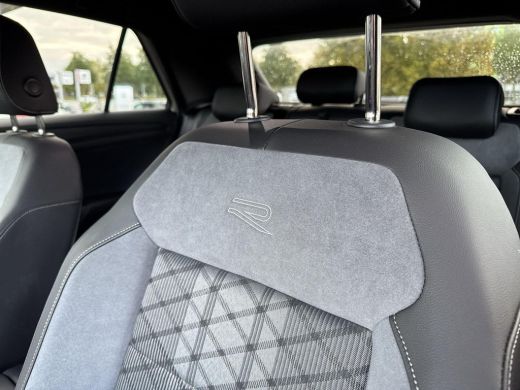 Volkswagen T-Roc 1.5 TSI R-Line | A-Camera | Keyless | LED | 150Pk  | App Connect | ActivLease financial lease