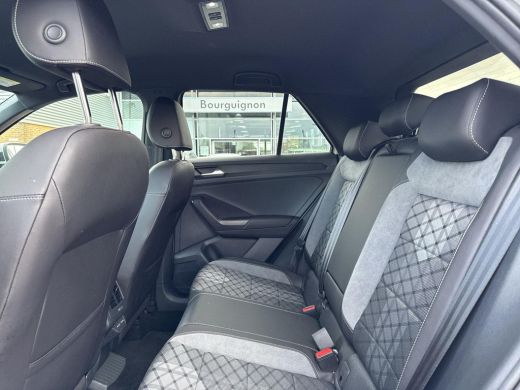 Volkswagen T-Roc 1.5 TSI R-Line | A-Camera | Keyless | LED | 150Pk  | App Connect | ActivLease financial lease