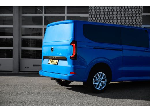 Volkswagen Transporter Bulli | Achterklep | 150pk Aut. | IQ.LIGHT | Automaat | ACC | Lichtmetalen velgen 17" | DynamicLi... ActivLease financial lease