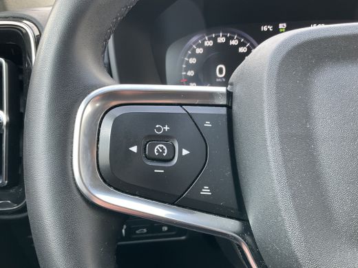 Volvo  XC40 1.5 T4 Recharge Inscription PHEV Nav/Cruise Carplay Elek.Klep Plug-in! ActivLease financial lease