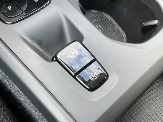 Volvo  XC40 1.5 T4 Recharge Inscription PHEV Nav/Cruise Carplay Elek.Klep Plug-in! ActivLease financial lease