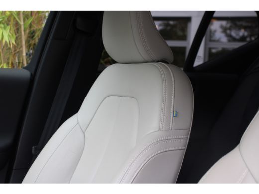 Volvo  XC40 1.5 T5 Twin Engine Inscription | Panoramadak | Harman/Kardon | Stoelverwarming | 19" Velgen ActivLease financial lease