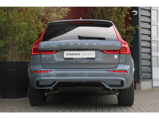 Volvo  XC60 2.0 T8 AWD Polestar Engineered 455pk | Full Option | Trekhaak | Bowers&Wilkins | Schuifdak | 360 ... ActivLease financial lease