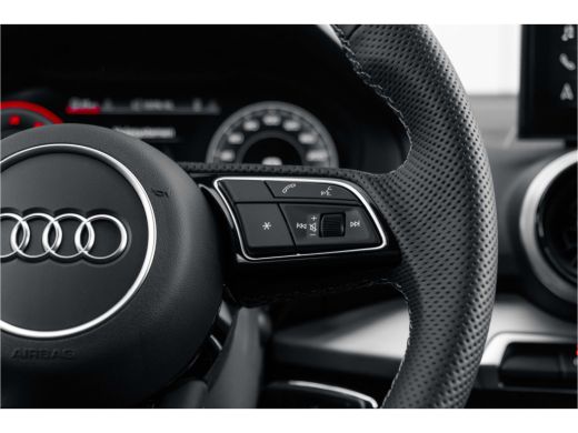 Audi Q2 S edition | Adaptive cruise control | Audi smartphone interface | Audi soundsystem ActivLease financial lease