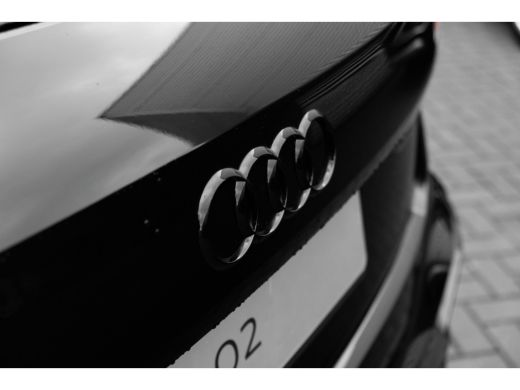 Audi Q2 S edition | Adaptive cruise control | Audi smartphone interface | Audi soundsystem ActivLease financial lease