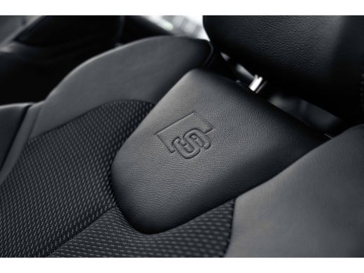 Audi Q2 S edition | Adaptive cruise control | Audi smartphone interface | Audi soundsystem ActivLease financial lease