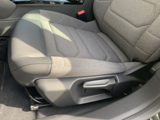 Citroën ë-C4 Feel Pack 50 kWh Airco | Camera | Cruise Control | DAB | LED | Navi | Stoel-Stuur & Voorruitverwa... ActivLease financial lease