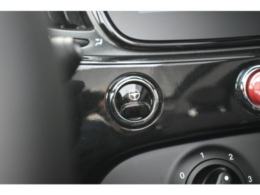 Fiat 500C 1.0 Hybrid Dolcevita Finale | Navigatie by App | Parkeersensoren | Cruise Control | 15"LMV | Airc... ActivLease financial lease