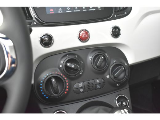 Fiat 500C 1.0 Hybrid Dolcevita Finale | Navigatie by App | Parkeersensoren | Cruise Control | Airco | Apple... ActivLease financial lease