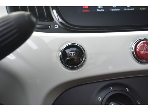 Fiat 500C 1.0 Hybrid Dolcevita Finale | Navigatie by App | Parkeersensoren | Cruise Control | Airco | Apple... ActivLease financial lease