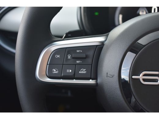 Fiat 600 1.2 Hybrid La Prima 110pk VOORRAAD-ACTIE! | Vol-Leder | Massage | Elektr. Stoelen | Elektr. Achte... ActivLease financial lease