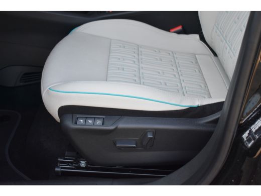 Fiat 600 1.2 Hybrid La Prima 110pk VOORRAAD-ACTIE! | Vol-Leder | Massage | Elektr. Stoelen | Elektr. Achte... ActivLease financial lease