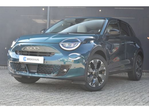 Fiat 600 La Prima 1.2 Hybrid 110pk Automaat VOORRAAD-ACTIE! | 6-voudig elektrisch verstelbare bestuurderss... Fiat 600 La Prima 1.2 Hybrid 110pk Automaat VOORRAAD-ACTIE! | 6-voudig elektrisch verstelbare bestuurderss...