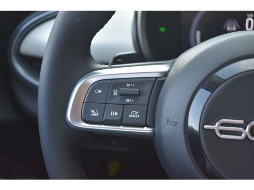 Fiat 600 La Prima 1.2 Hybrid 110pk Automaat VOORRAAD-ACTIE! | 6-voudig elektrisch verstelbare bestuurderss... ActivLease financial lease