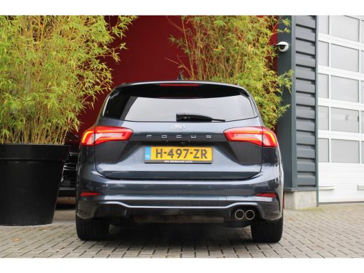 Ford Focus 1.0 EcoBoost ST Line Business | Elek. Trekhaak | Clima | Full LED | Navi | Stoel-stuurverw. | 18'' ActivLease financial lease