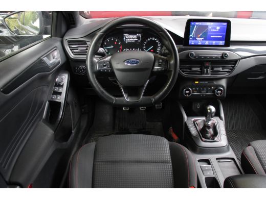 Ford Focus 1.0 EcoBoost ST Line Business | Elek. Trekhaak | Clima | Full LED | Navi | Stoel-stuurverw. | 18'' ActivLease financial lease