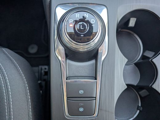 Ford Kuga 2.5 PHEV Titanium 225pk | Keyless | Navi | Carplay | Camera | Climate | 1e Eigenaar & Dealeronder... ActivLease financial lease