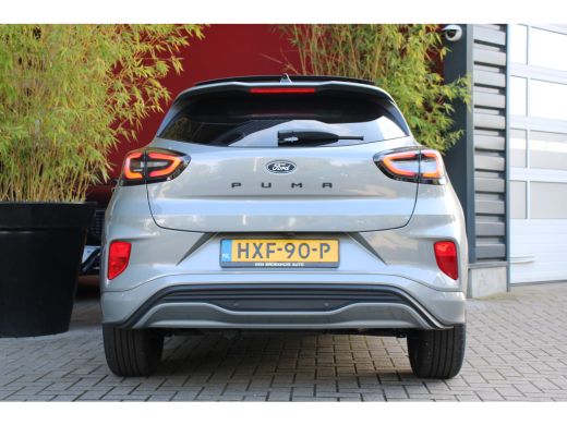 Ford Puma 1.0 EcoB. Hybrid 155pk ST-Line X | Matrix LED | Adapt. Cruise | B&O | Pano | 18'' ActivLease financial lease
