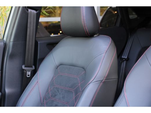 Ford Puma 1.0 EcoB. Hybrid 155pk ST-Line X | Matrix LED | Adapt. Cruise | B&O | Pano | 18'' ActivLease financial lease