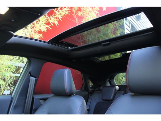 Ford Puma 1.0 EcoB. Hybrid 155pk ST-Line X | Matrix LED | Adapt. Cruise | B&O | Pano | 18'' ActivLease financial lease