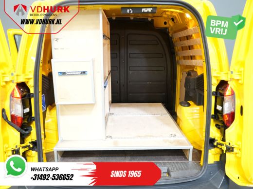 Ford Transit Courier 1.5 TDCI BPM VRIJ! Euro6/ NL Auto/ Dealer Ond./ Airco/ Trekhaak ActivLease financial lease