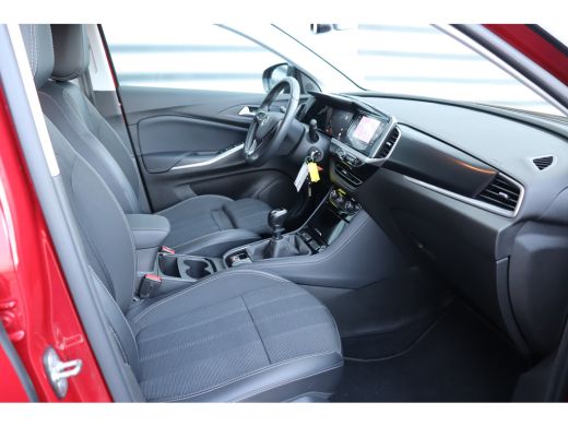 Opel Grandland 1.2 TURBO 130PK GS LEVEL 4 / NAVI / LEDER / CLIMA / LED / PDC / AGR / 18" LMV / CAMERA / FULL-LED... ActivLease financial lease