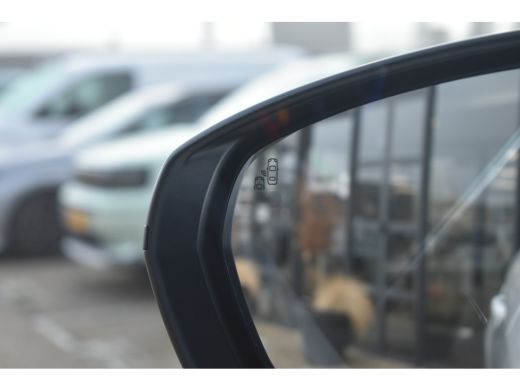 Opel Grandland 1.6 Turbo Hybrid Level 4 225pk | Afn. Trekhaak | Adaptive Cruise | Stuurverwarming | 360 Camera |... ActivLease financial lease