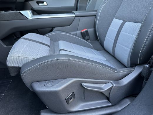 Opel Grandland 1.2 145PK AUTOMAAT Turbo Hybride GS | NIEUW VOORRAAD| 8 JAAR SPECIALE OPEL GARANTIE| | AGR-COMFOR... ActivLease financial lease