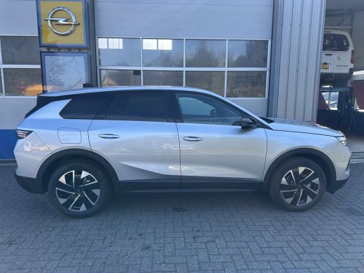 Opel Grandland 1.2 145PK AUTOMAAT Turbo Hybride GS | NIEUW VOORRAAD| 8 JAAR SPECIALE OPEL GARANTIE| | AGR-COMFOR... ActivLease financial lease