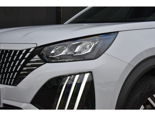 Peugeot 2008 1.2 Hybrid 136 Allure | Navigatie by App | Parkeersensoren | Full-LED | Cruise Control | Climate ... ActivLease financial lease