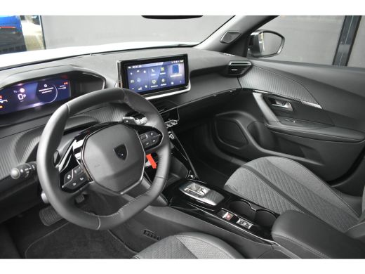 Peugeot 2008 1.2 Hybrid 136 Allure | Navigatie by App | Parkeersensoren | Full-LED | Cruise Control | Climate ... ActivLease financial lease