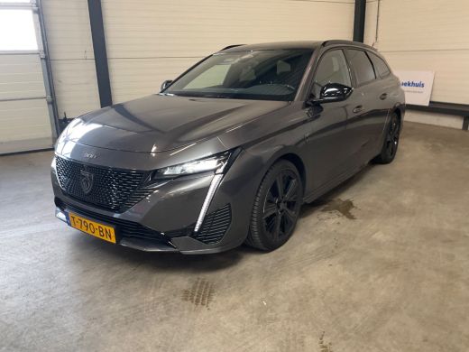 Peugeot 308 SW 1.6 Plug-in Hybrid 180 GT Pack Business 180pk Automaat | Schuif-/Kanteldak | Afn. Trekhaak | A...