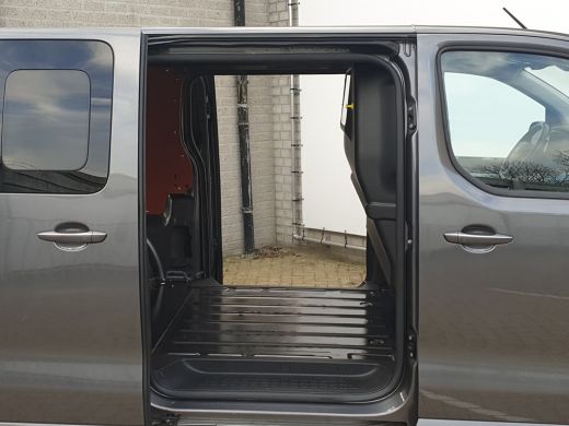 Peugeot Expert 2.0 BlueHDI 180 S&S L3 | 2 zitplaatsen rechtsvoor | Achterklep met ruit | Bluetooth telefoonvoorb... ActivLease financial lease