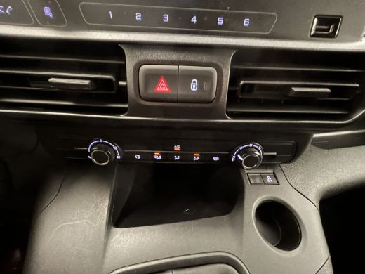 Peugeot Partner 1.5 BlueHDI Pro | Achterdeuren met ruiten | Airco | Anti Blokkeer Systeem ActivLease financial lease