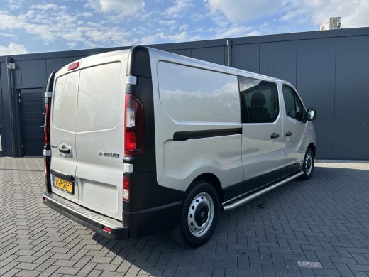 Renault Trafic 2.0 dCi 120 PK / L2H1 / DUBBEL CABINE / 1e EIG. / ZEER NETTE STAAT / AIRCO / CRUISE / NAVI / 6 PE... ActivLease financial lease