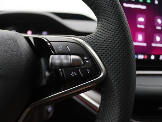 Skoda Elroq 85 Sportline Edition 286PK Aut. Alarm, 360gr. Camera, Stoel-Stuurverwarming, Clima, Warmtepomp, K... ActivLease financial lease