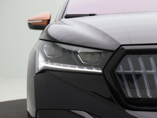 Skoda Enyaq iV 80 Founders Edition Black 204 Pk | 360° Camera | Panorama Dak | Trekhaak | Carplay | Full LED | E... ActivLease financial lease