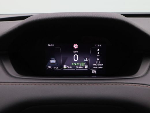 Skoda Enyaq iV 80 Founders Edition Black 204 Pk | 360° Camera | Panorama Dak | Trekhaak | Carplay | Full LED | E... ActivLease financial lease