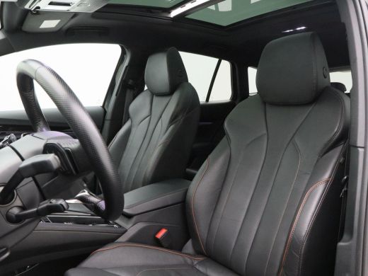 Skoda Enyaq iV 80 Founders Edition Black 204 Pk | 360° Camera | Panorama Dak | Trekhaak | Carplay | Full LED | E... ActivLease financial lease
